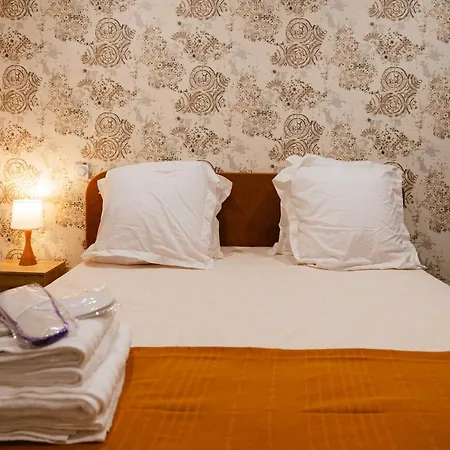 וילה De 3 Chambres Avec Piscine Interieure Jacuzzi Et Wifi A Lespignan